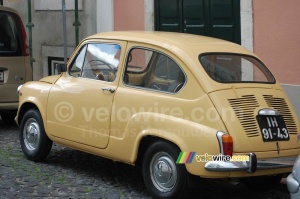 Une Fiat 600D (2) (563x)