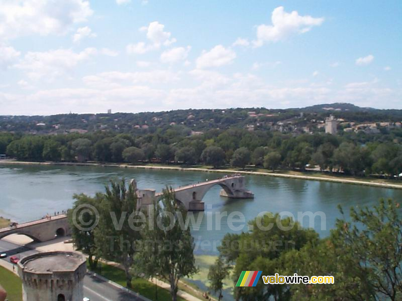 Le Pont Bénezet: beter bekend als de 'Pont d'Avignon' uit het liedje