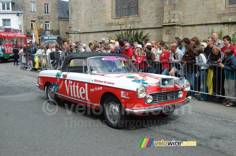 Vittel reclamecaravaan (2) : de directeur sportif Vincent Barteau