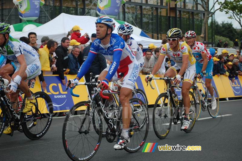 Nicolas Vogondy (Agritubel), Aurélien Passeron (Saunier Duval-Scott) & Thomas Voeckler (Bouygues Telecom) - aankomst in Saint-Brieuc