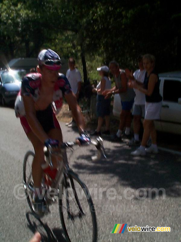 TDF 21/07/2002: wie is dit...?