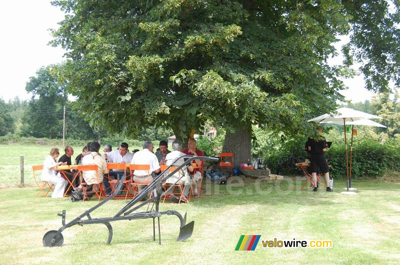 Een mooi kader voor een lunch tussen Aigurande en Super-Besse
