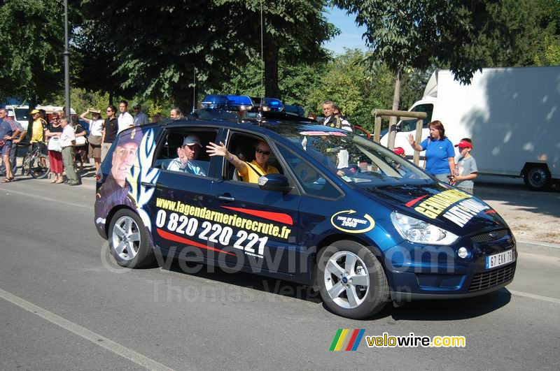 La Gendarmerie recrute (1)