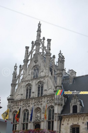 The Mechelen town hall (429x)