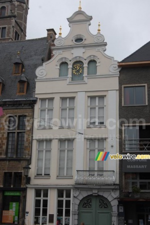 An ancient house in Mechelen (384x)