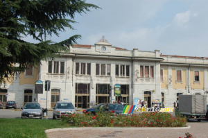 The Busto Arsizio station, a stop on my way to Varese (739x)