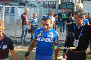 World Champion Fabio Andres Duarte Arevalo, on his way to the cérémonie protocolaire (802x)