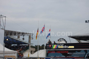 The German, English and Dutch flag (806x)