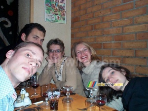 Restaurant Chez Papa: Thomas, Cédric, Isabelle, Aude & Marie (656x)