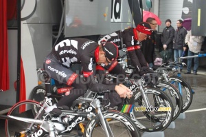 Deux coureurs du Cervélo TestTeam (1331x)