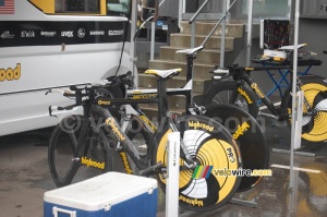 Les vélos de Columbia Highroad (avec la roue de contre la montre) (1195x)