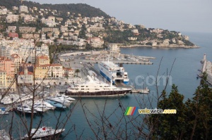 The harbor in Nice (818x)