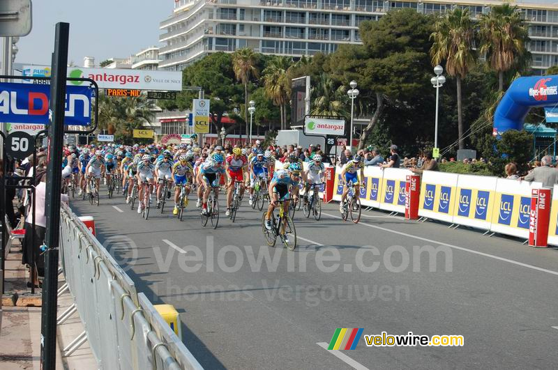 Amateurs in het Critérium Louis Nucéra, georganiseerd door de Sprinter Club de Nice