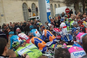 Before the start: the first rows are correctly formed (1199x)