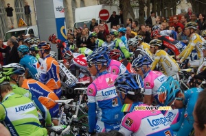 Before the start: Liquigas, Lampre & Columbia (1296x)