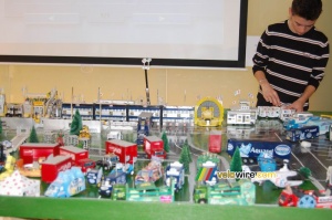 A beautiful miniature of the Tour de France (2) (1823x)