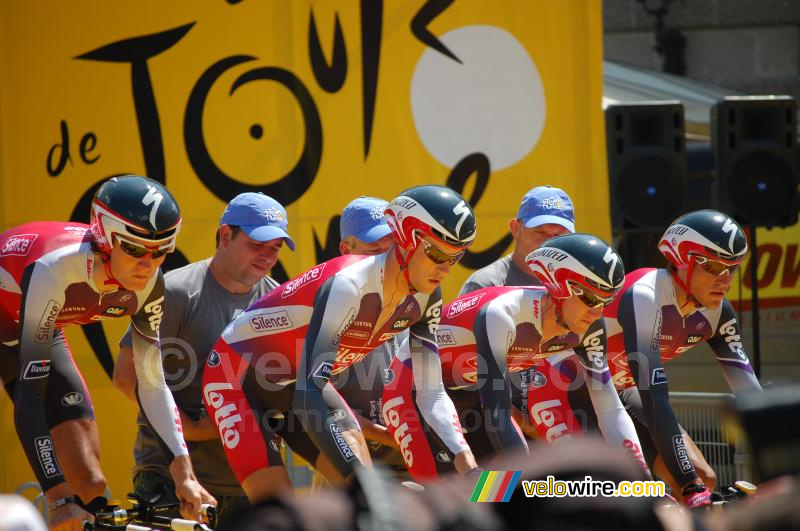 Silence-Lotto gaat van start (ploegentijdrit Montpellier)