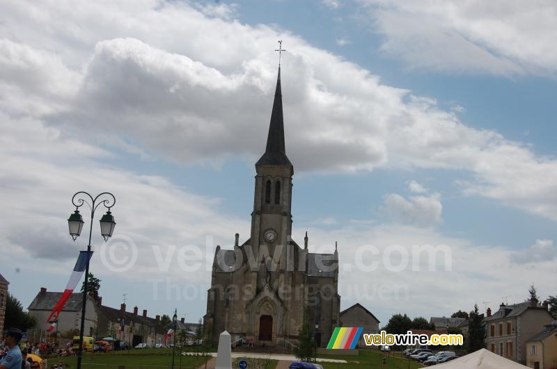 Een kerk langs het parcours