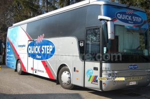 The Quick Step bus (878x)