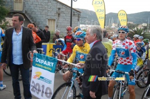 Pierrick Fédrigo & Pierre Rolland (Bbox Bouygues Telecom) at the start (884x)