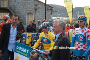 Pierrick Fédrigo & Pierre Rolland (Bbox Bouygues Telecom) at the start (2) (938x)