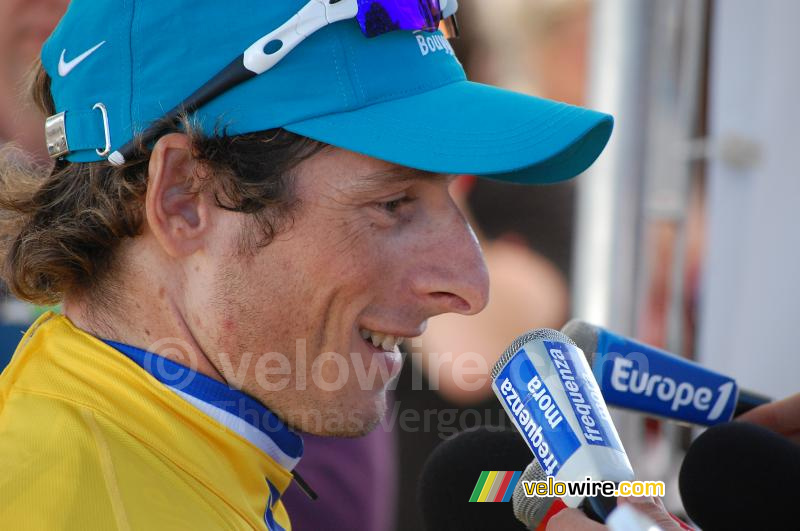 Pierrick Fédrigo (Bbox Bouygues Telecom) wordt geïnterviewd