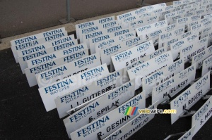 Plaques des noms (837x)