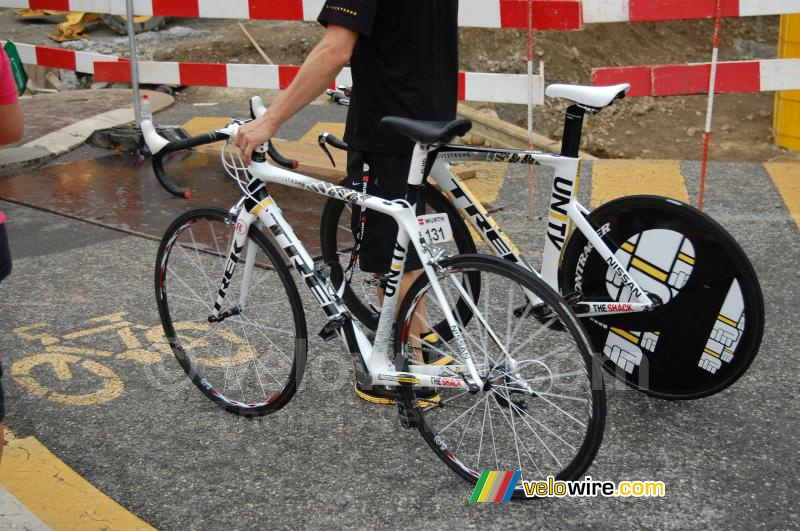 Lance Armstrong Team Radioshack bikes photographs velowire