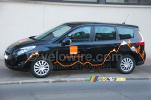 The first Orange car for the Tour de France (1012x)