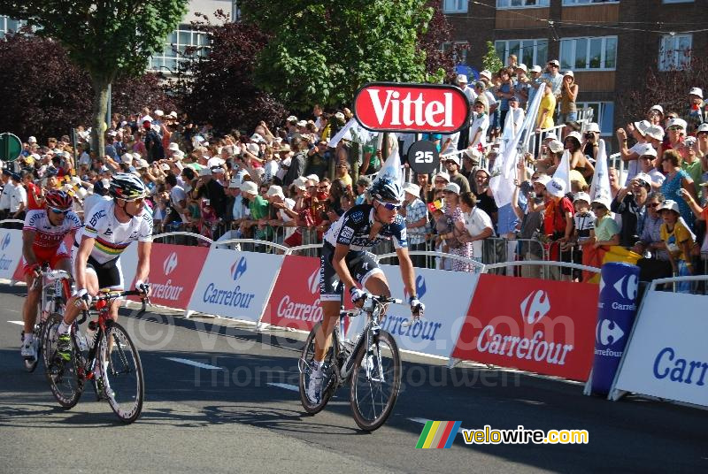 Jakob Fuglsang (Team Saxo Bank), Cadel Evans (BMC Racing Team) & Stéphane Augé (Cofidis)