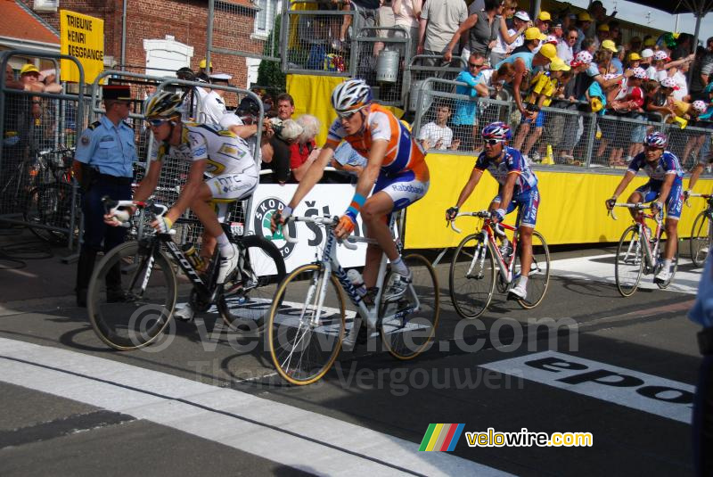 Michael Rogers (HTC-Columbia), Robert Gesink (Rabobank), Joaquin Rodriguez & Eduard Vorganov (Katusha Team)