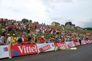 Many people at the finish (430x)