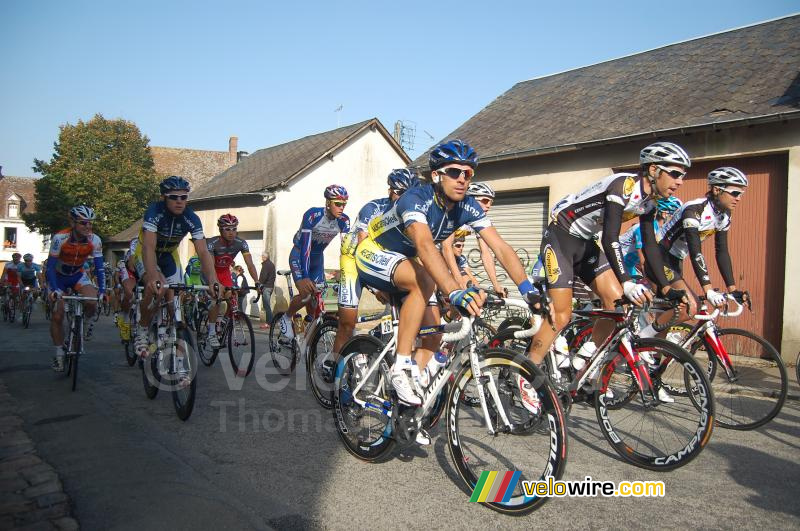 Marco Marcato (Vacansoleil Pro Cycling Team) aan de start