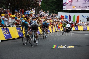 Sprint Alberto Contador (Astana), Lloyd Mondory (AG2R La Mondiale), ... (368x)