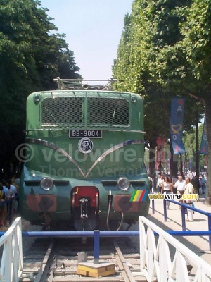 [Le train capitale] Locomotive électrique BB9004 (475x)