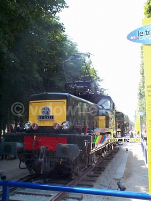 [Le train capitale] Locomotive électrique BB12125 (466x)