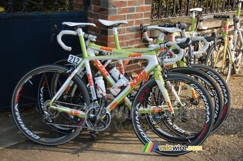 KTM, fietsen van Bretagne-Schuller