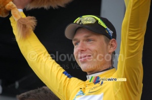 Tony Martin (HTC-Highroad) in yellow (845x)