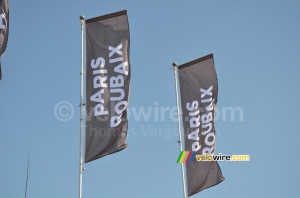 Paris-Roubaix flags (793x)