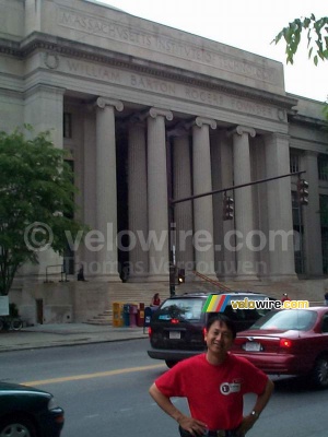 [Boston] - Anh devant le Massacusetts Institute of Technology (MIT) (305x)